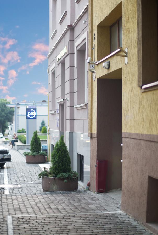 Hotel 18 Lviv Extérieur photo