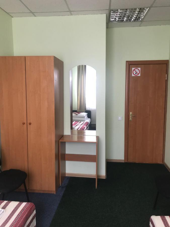 Hotel 18 Lviv Extérieur photo