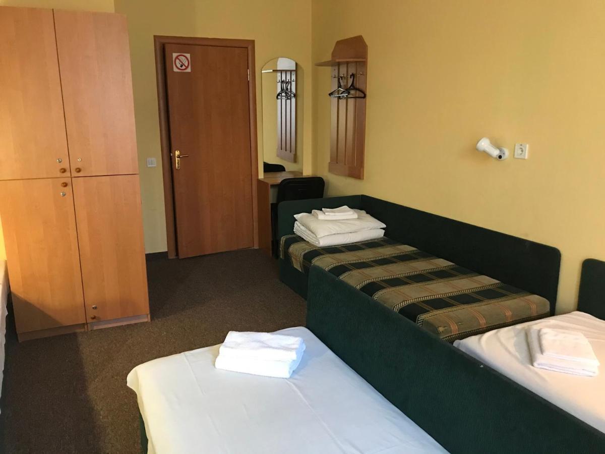 Hotel 18 Lviv Extérieur photo